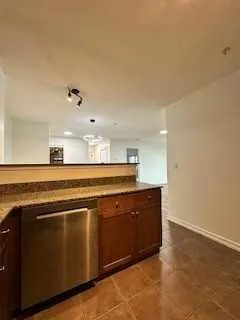 8535 Clearwater Drive, #316