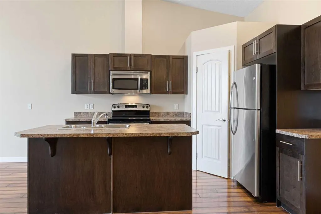 230 Eversyde Boulevard SW, #2203