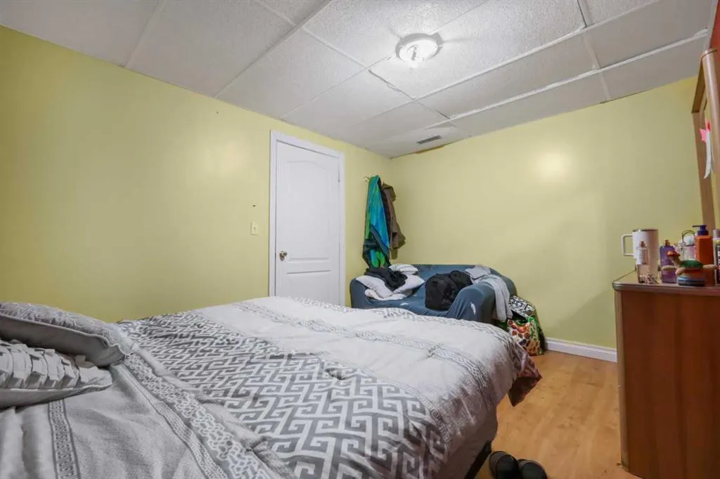 140 Coventry Green NE