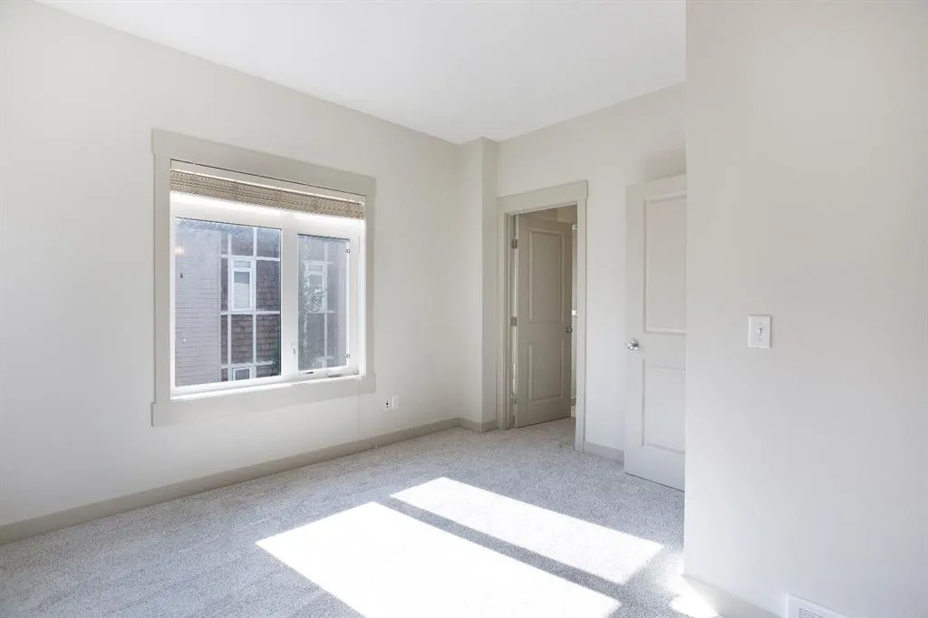 21 Skyview Point Link NE