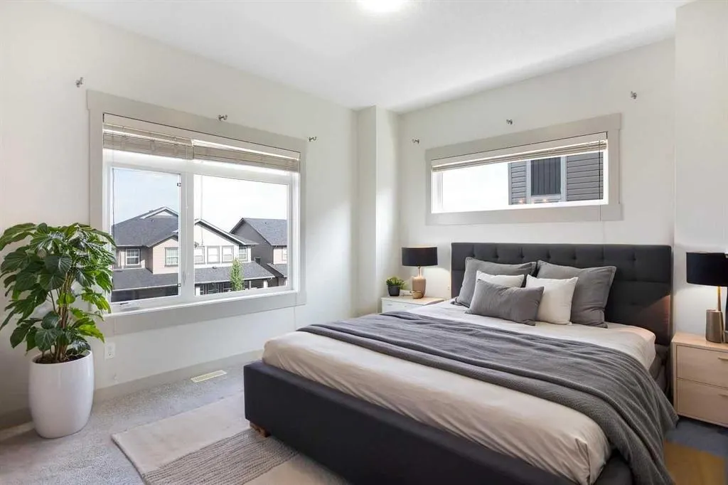 21 Skyview Point Link NE