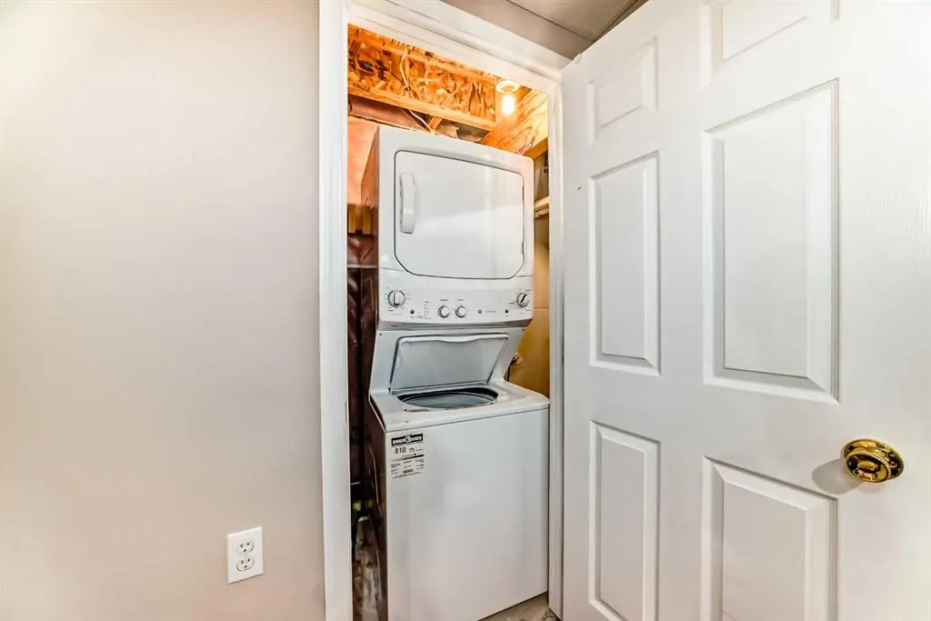 53 Redstone Villas NE