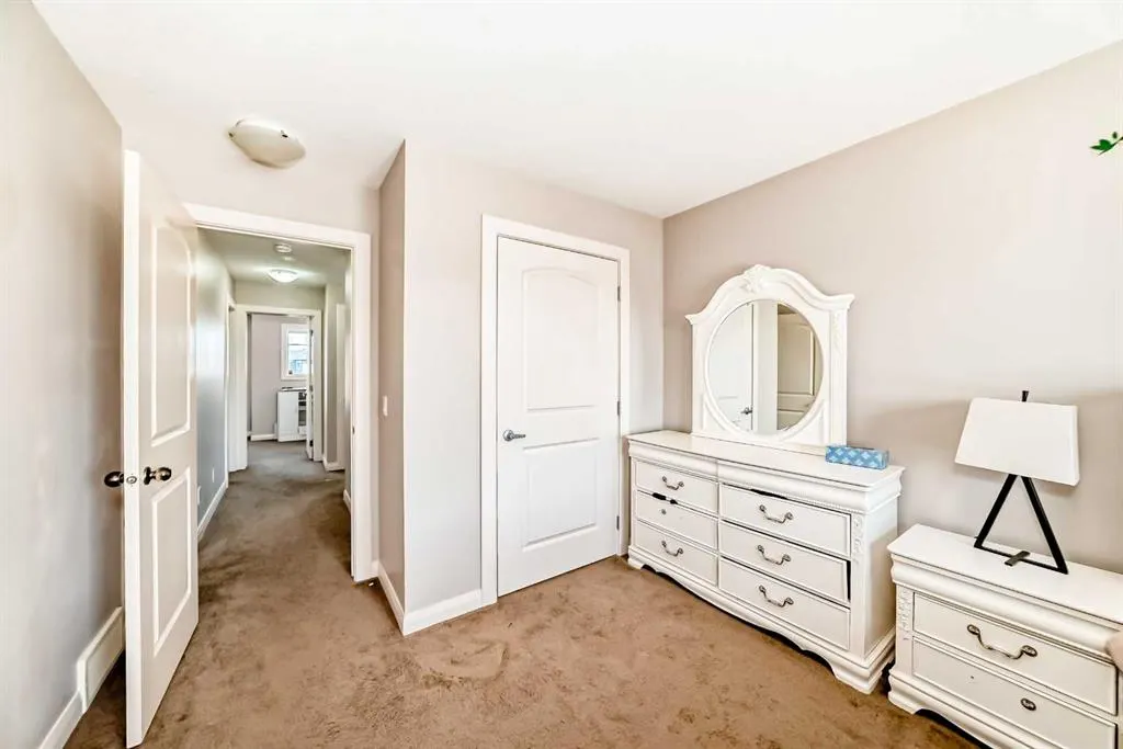 53 Redstone Villas NE