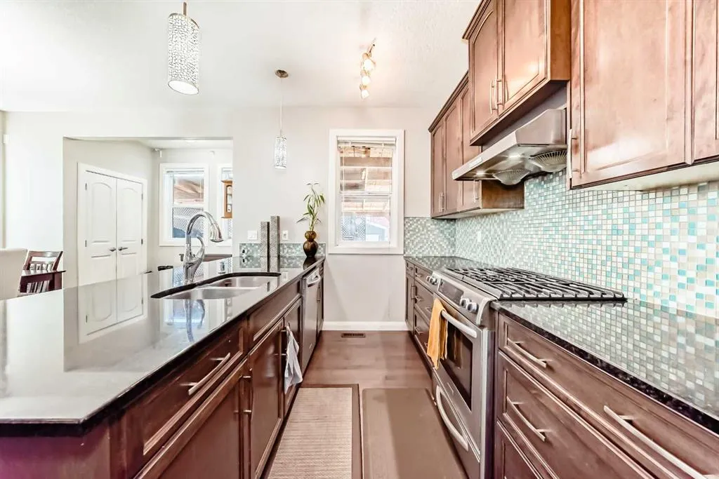 53 Redstone Villas NE