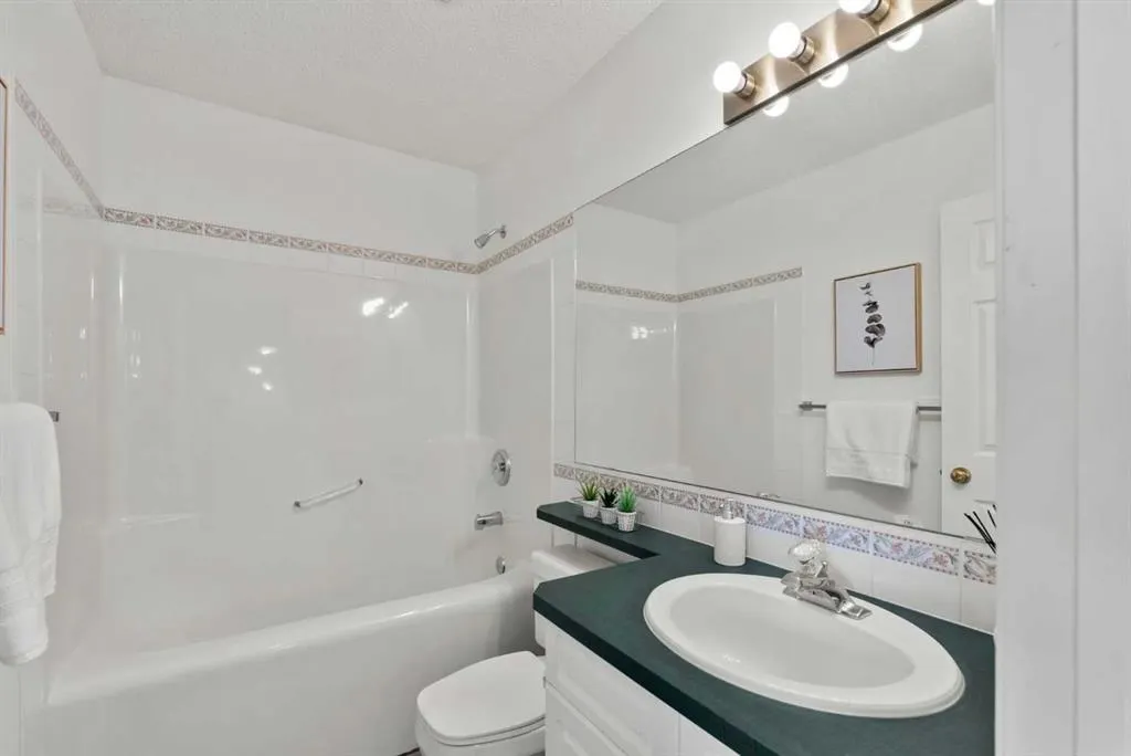 7707 Martha's Haven Park NE, #149
