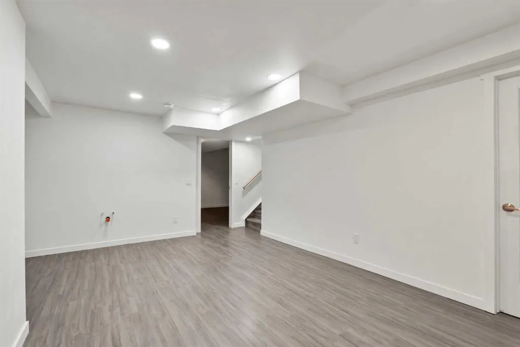 7707 Martha's Haven Park NE, #149