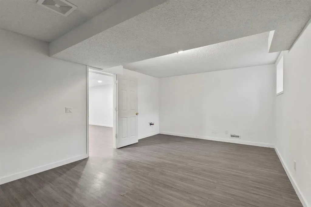 7707 Martha's Haven Park NE, #149
