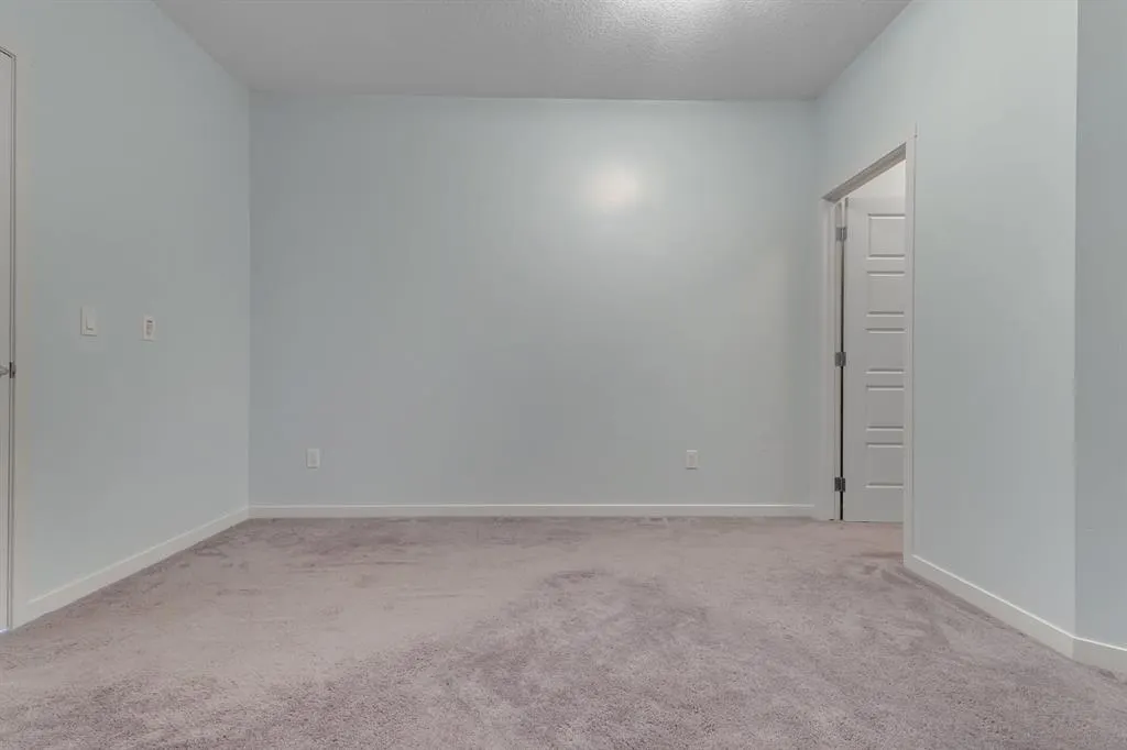 20 Seton Park SE, #324