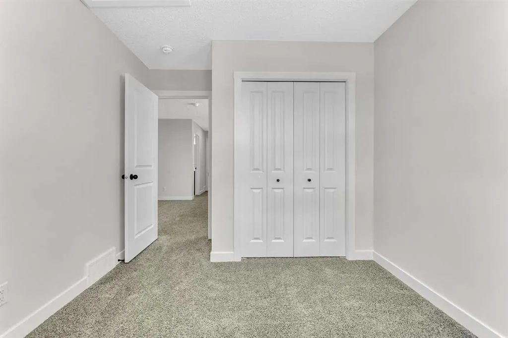 112 Legacy Reach Court SE