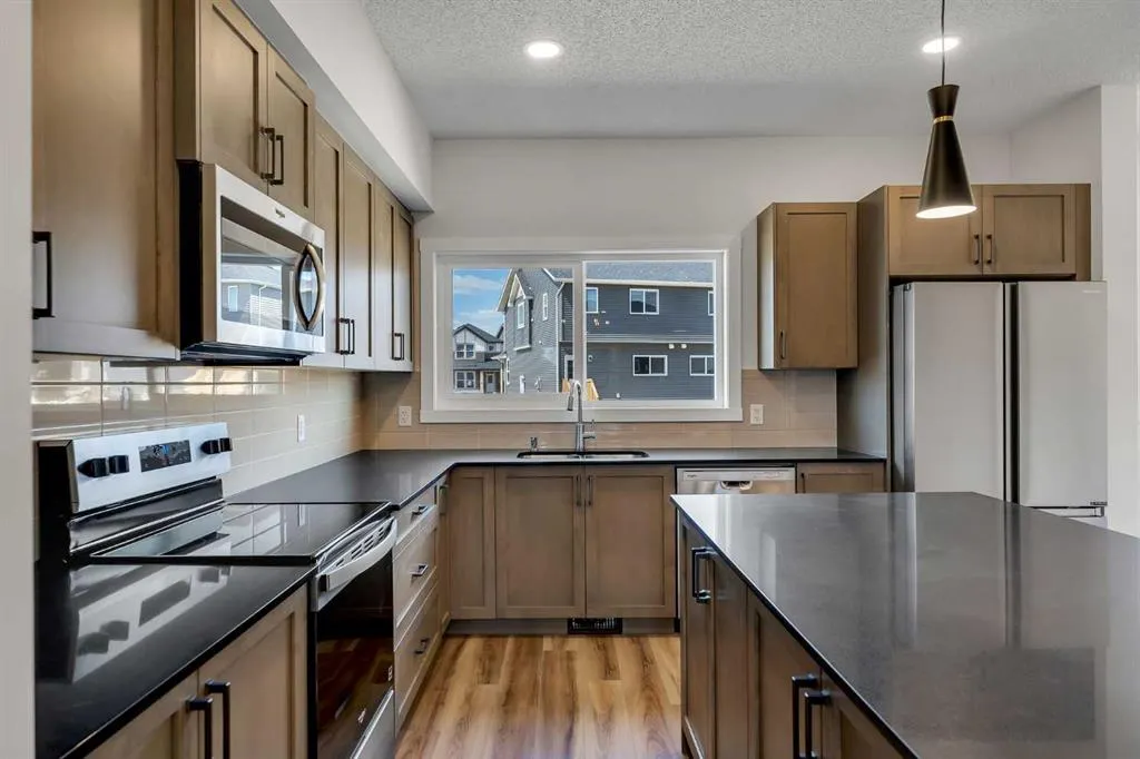 112 Legacy Reach Court SE