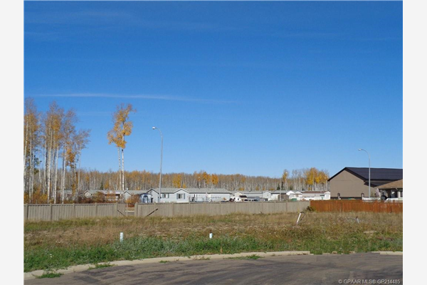 11 Bear Creek Drive, High Level
