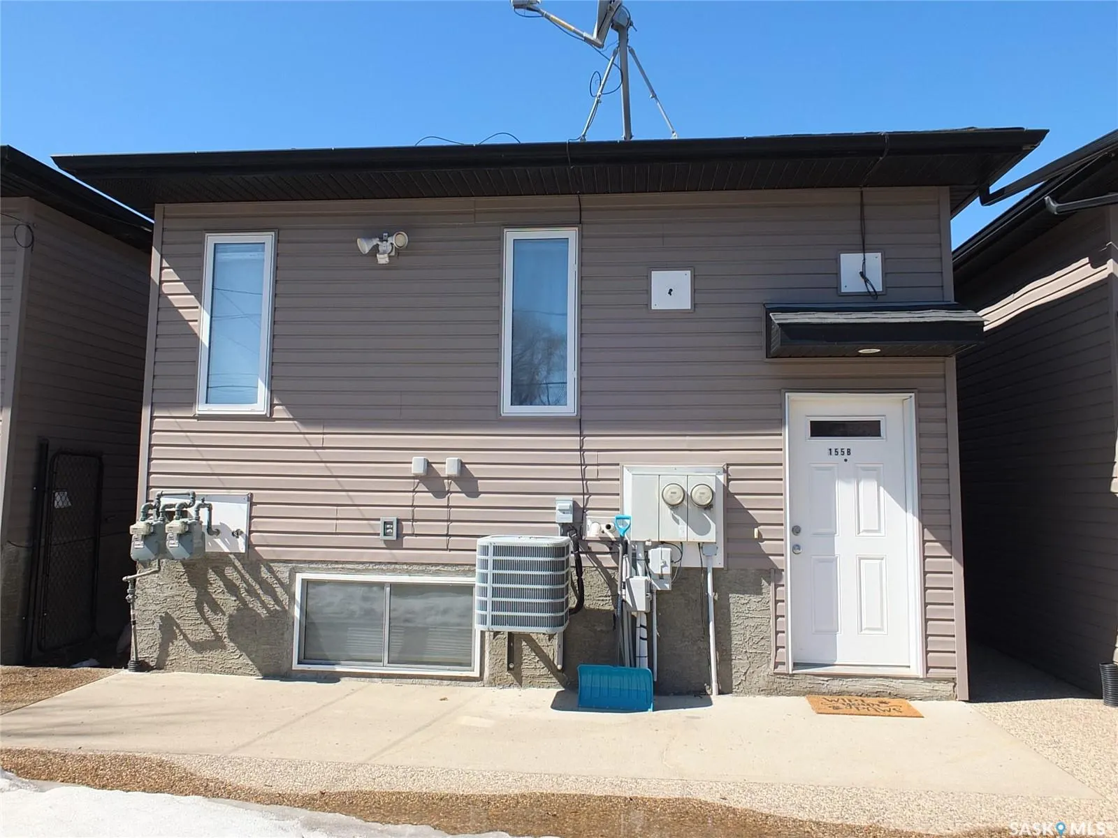 155 Osler STREET