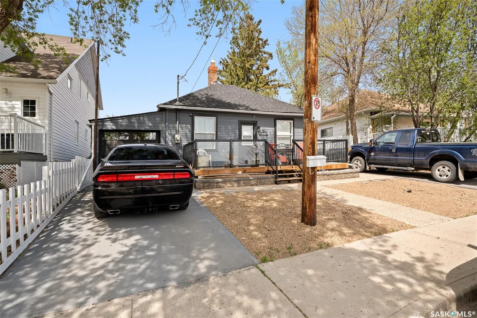 216 Grandview STREET W