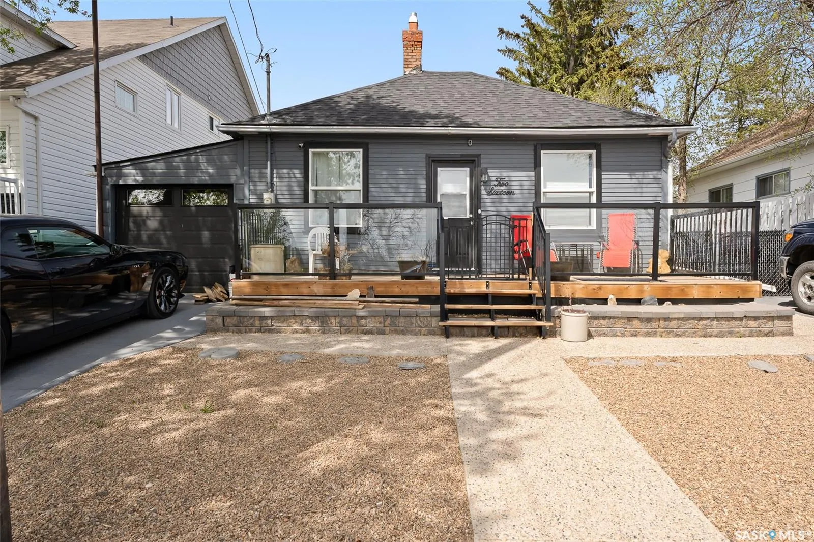 216 Grandview STREET W