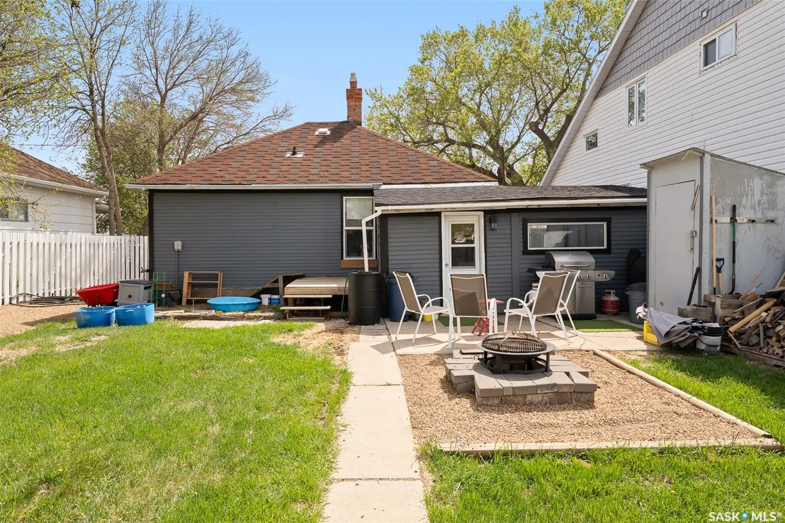 216 Grandview STREET W