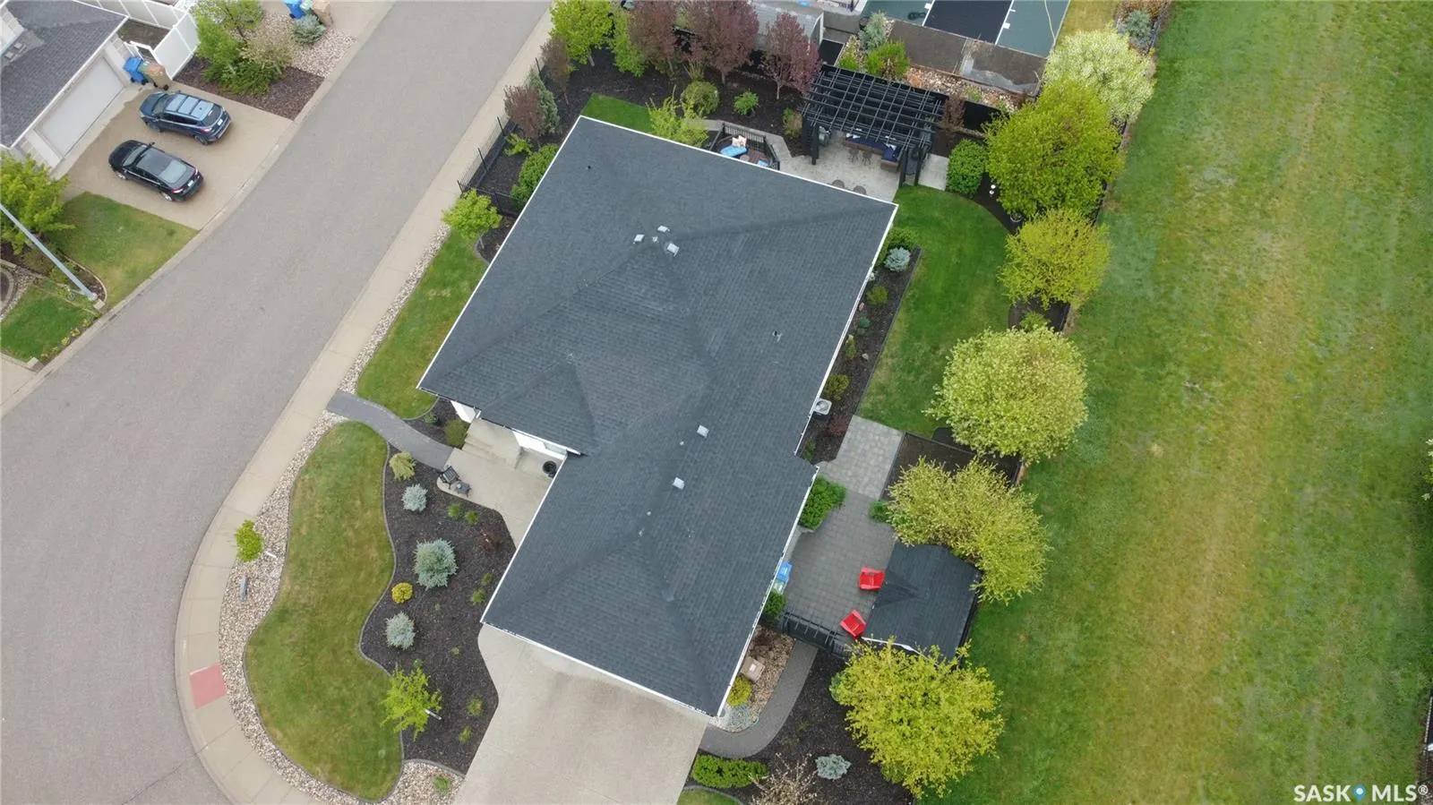 8029 Wascana Gardens CRESCENT