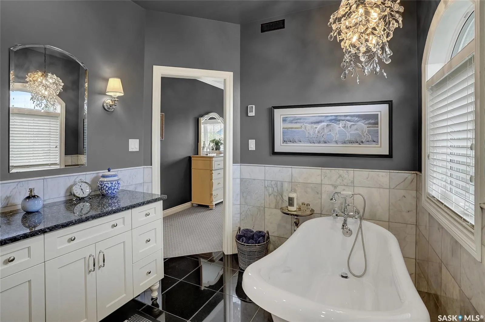 8029 Wascana Gardens CRESCENT