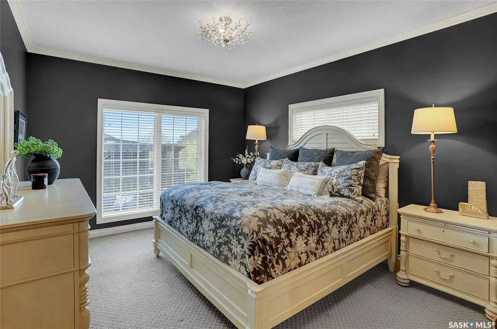 8029 Wascana Gardens CRESCENT