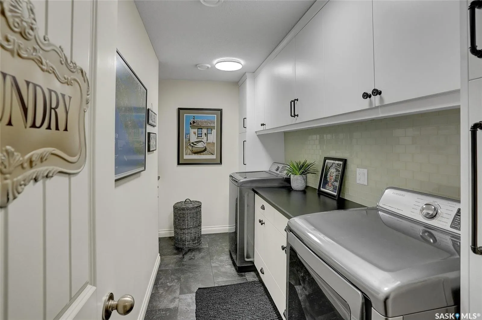 8029 Wascana Gardens CRESCENT