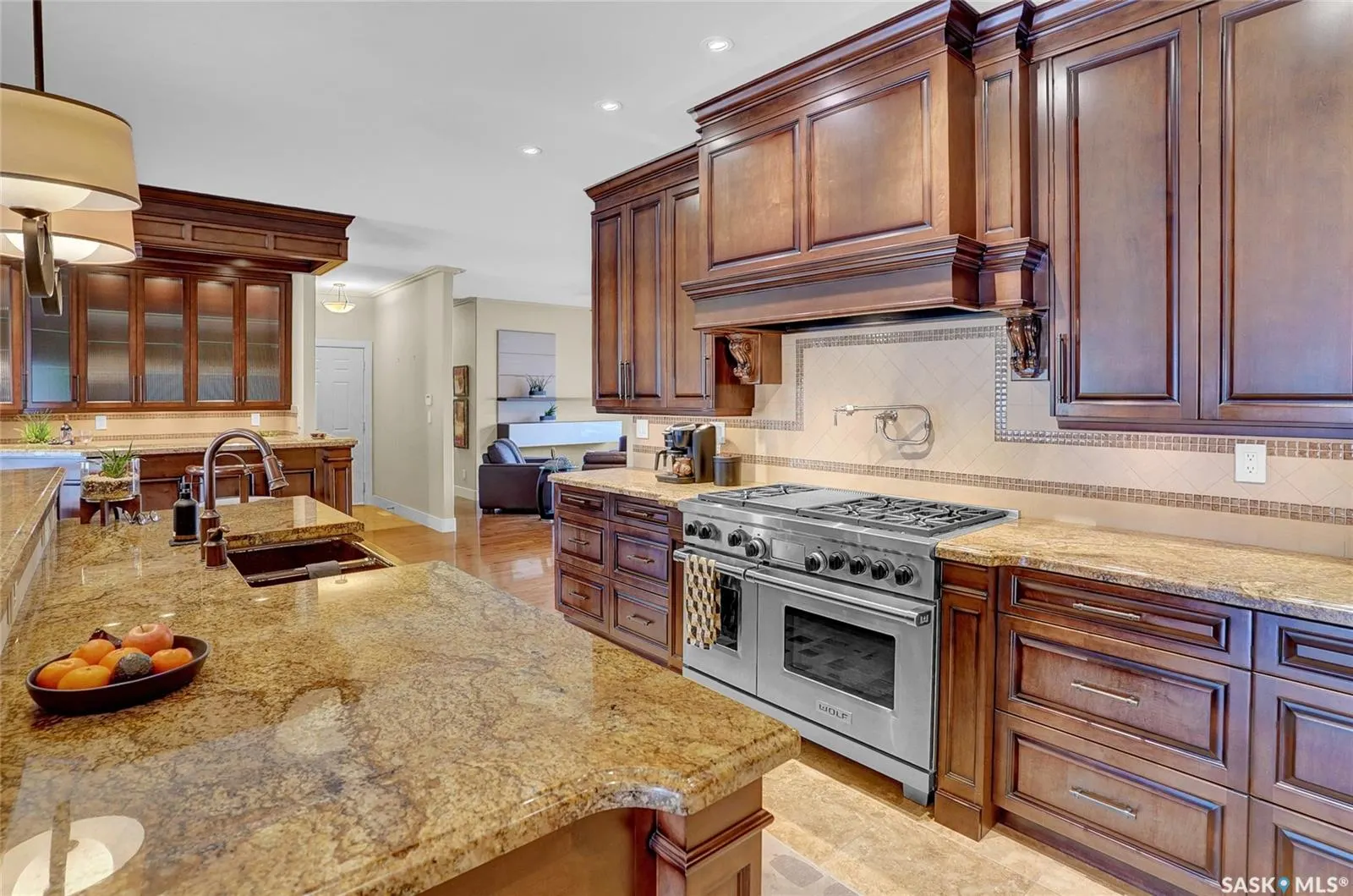 1590 4th AVENUE, #1