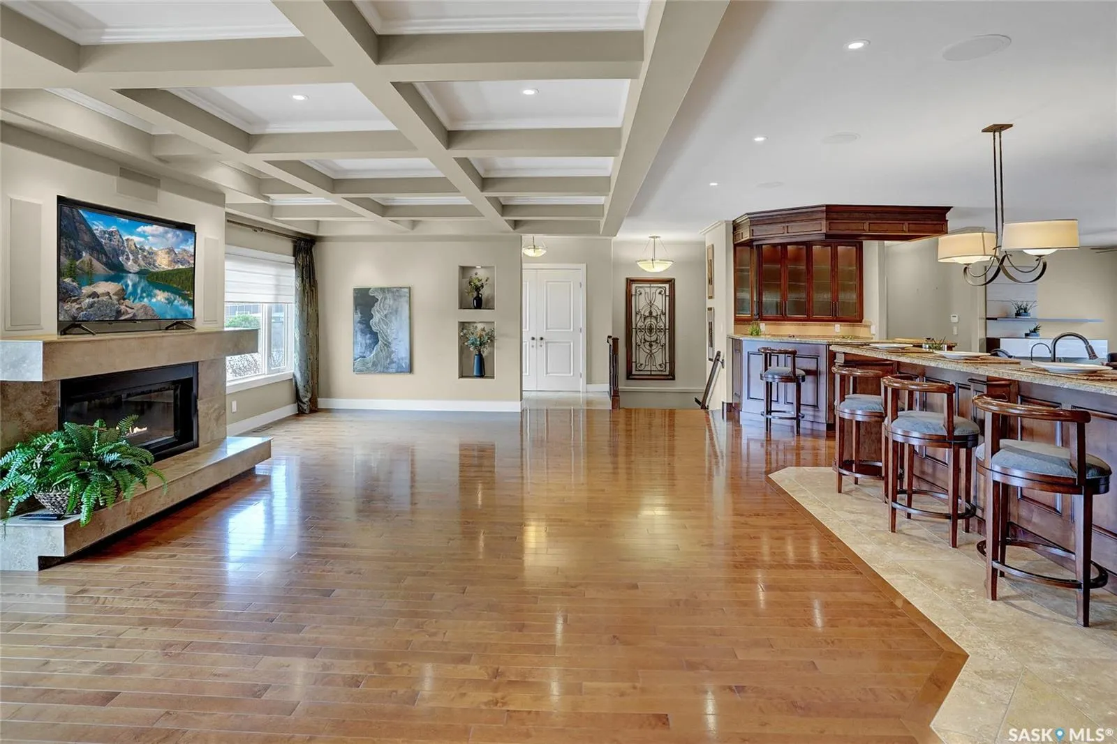 1590 4th AVENUE, #1