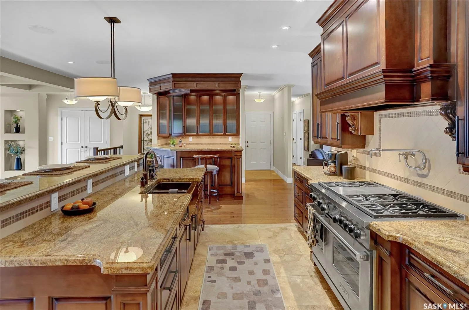 1590 4th AVENUE, #1