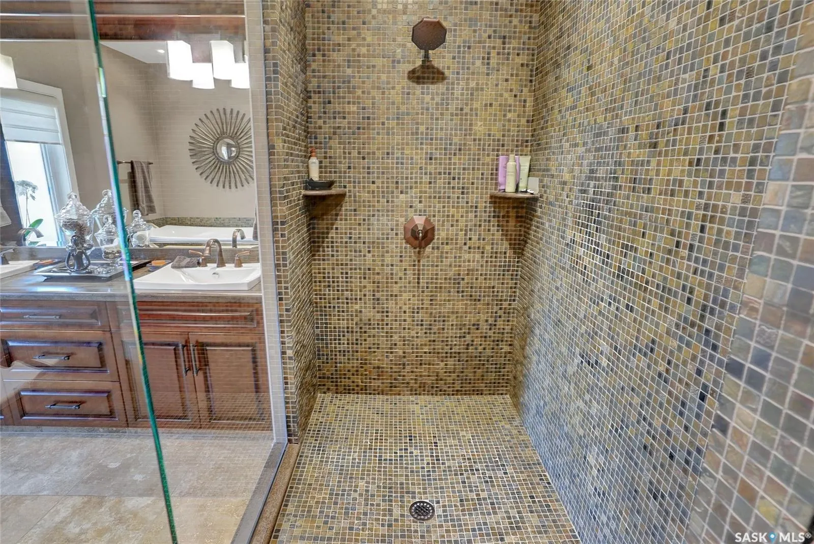 1590 4th AVENUE, #1