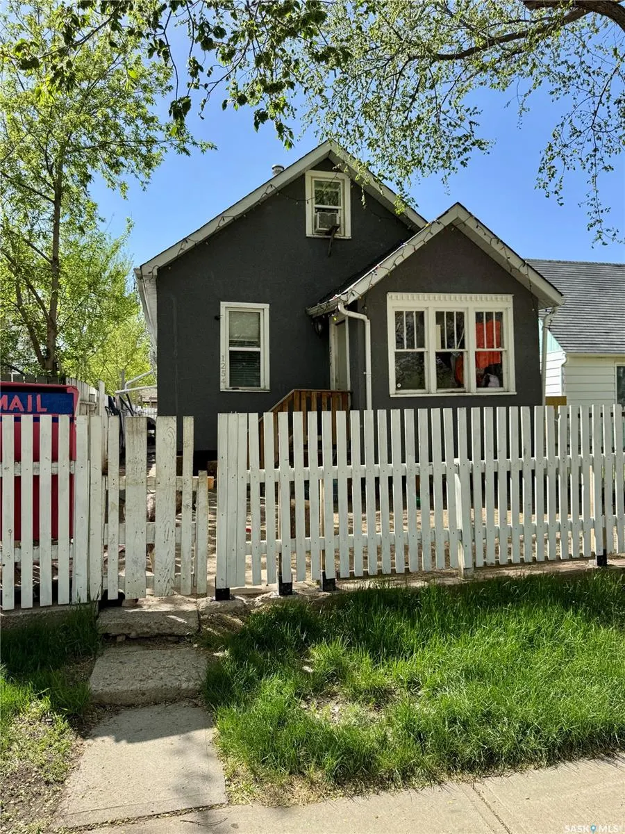 1254 Wascana STREET