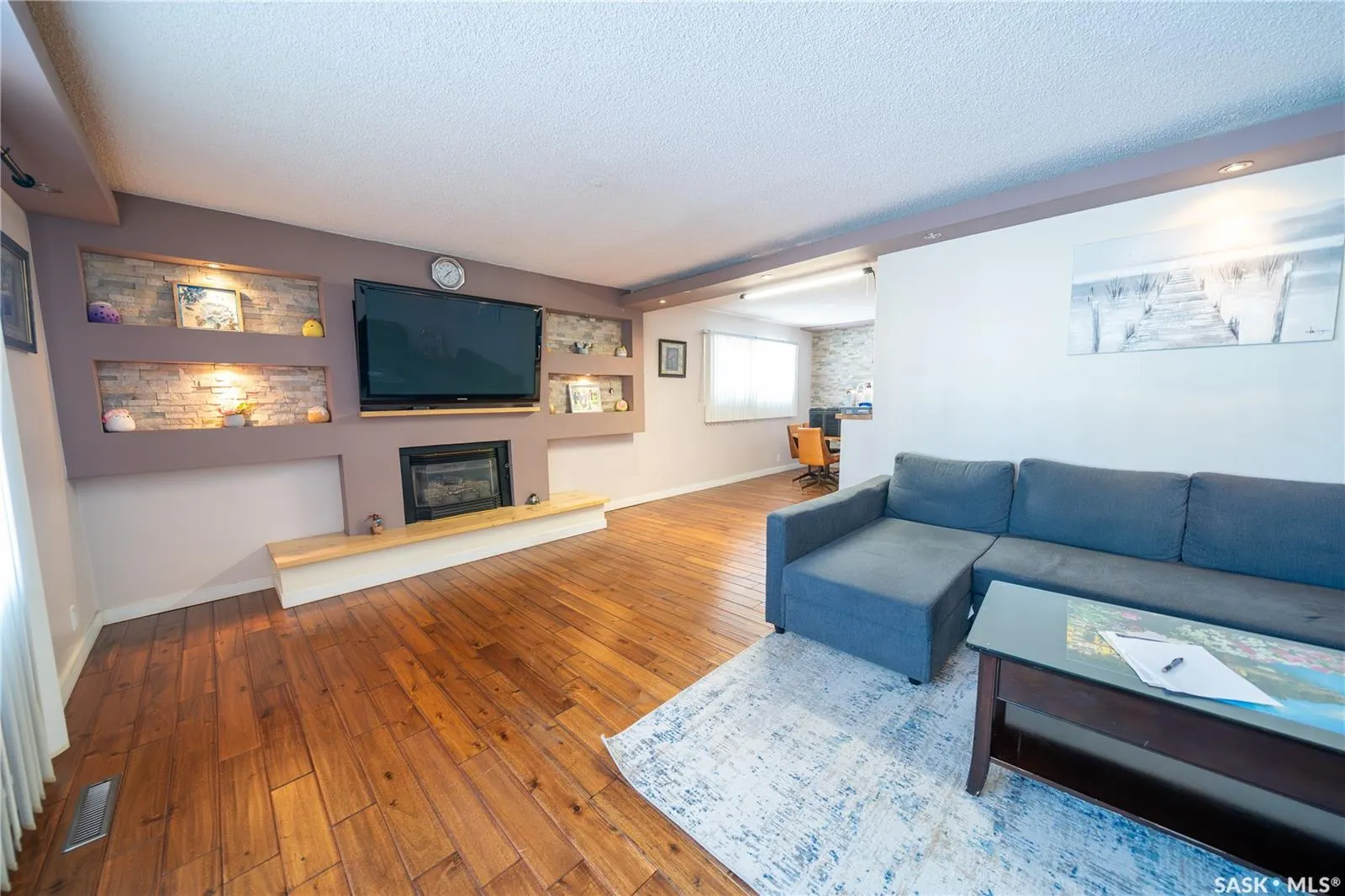 1405 Macpherson AVENUE