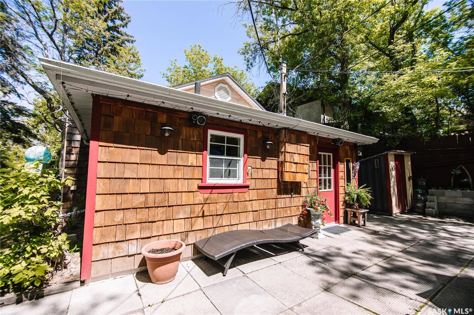 117 Daly AVENUE