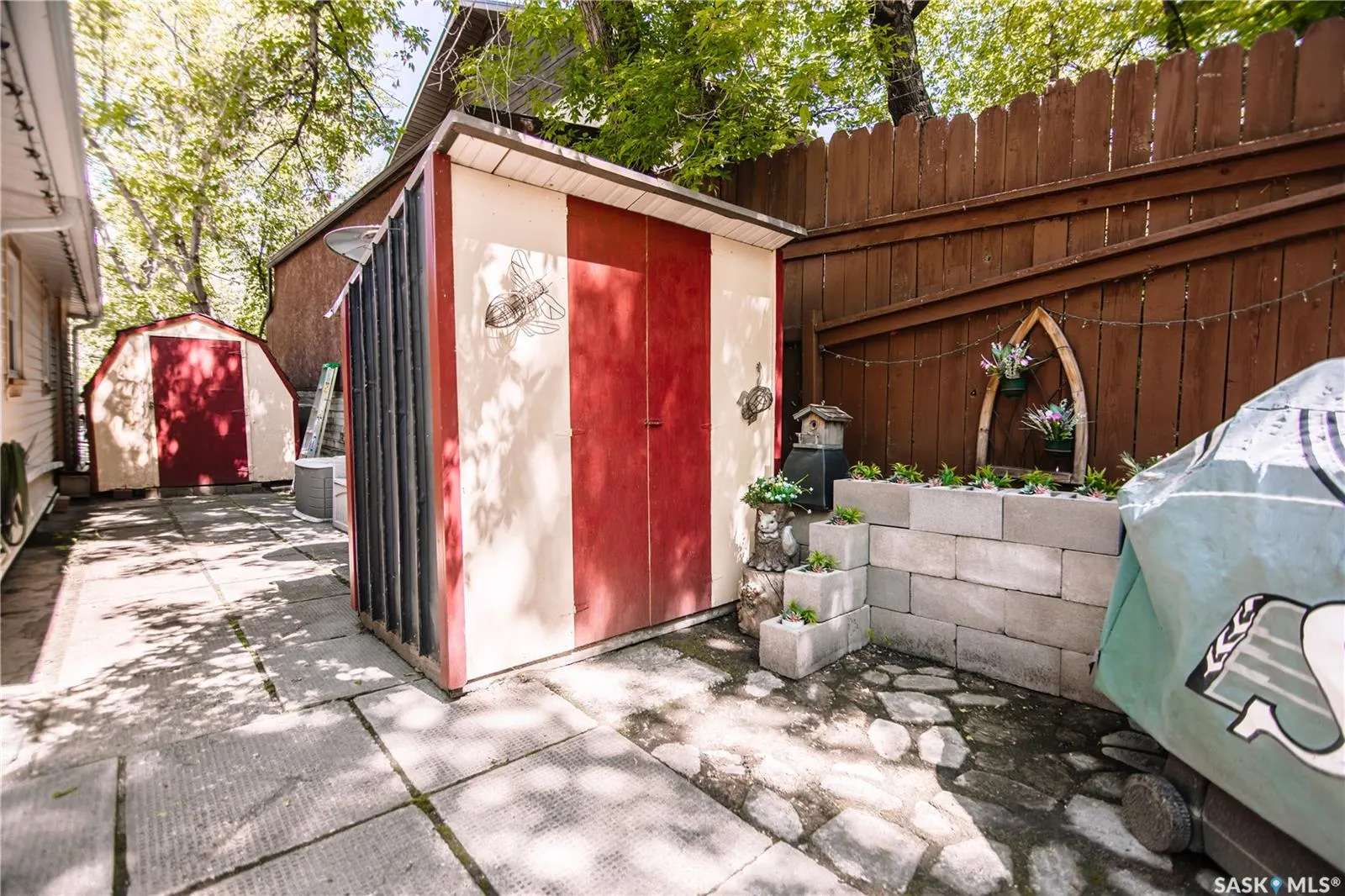 117 Daly AVENUE