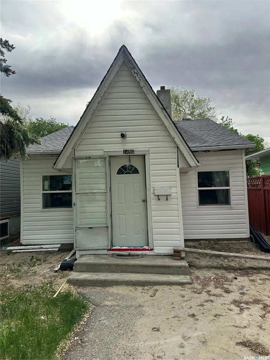 1450 Alexandra STREET