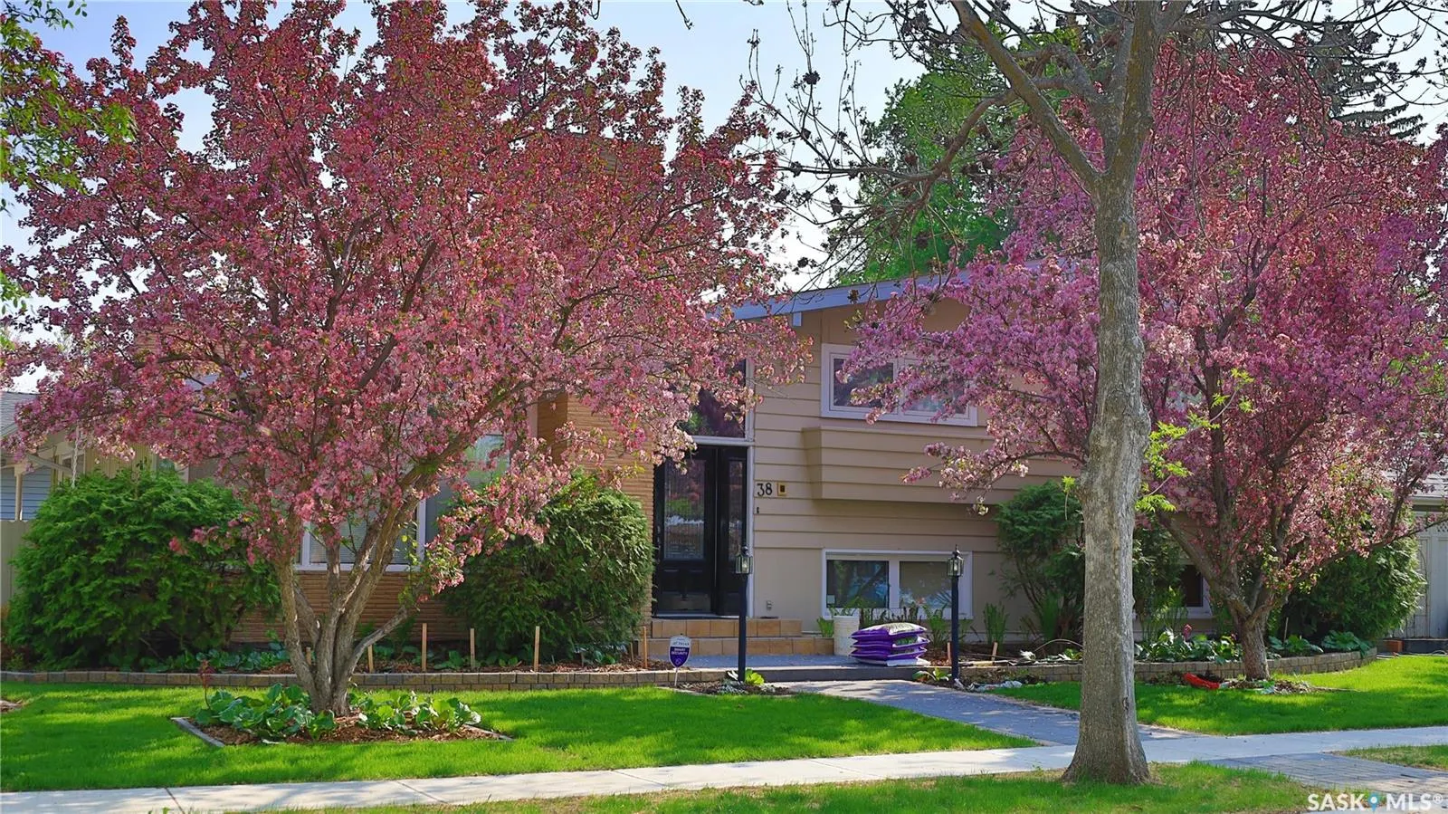 38 Calder CRESCENT