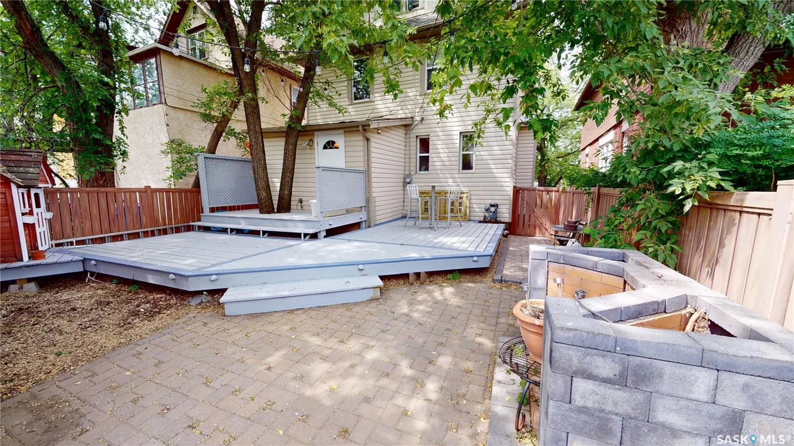 2161 CAMERON STREET