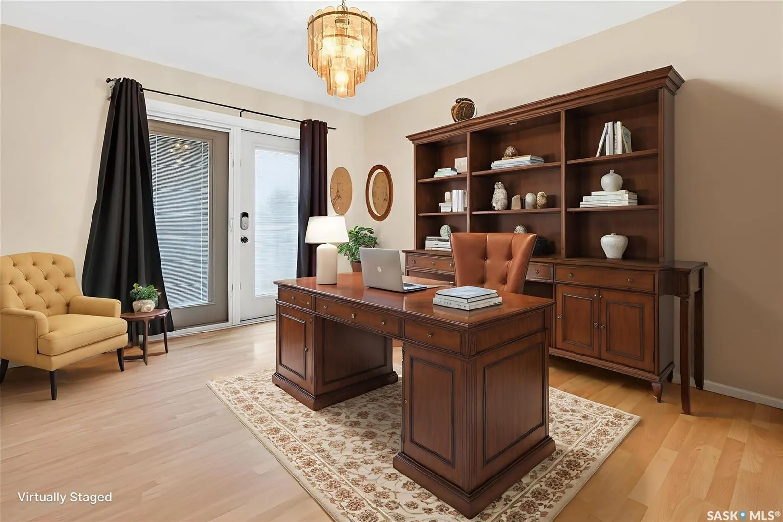 1303 Athabasca STREET W