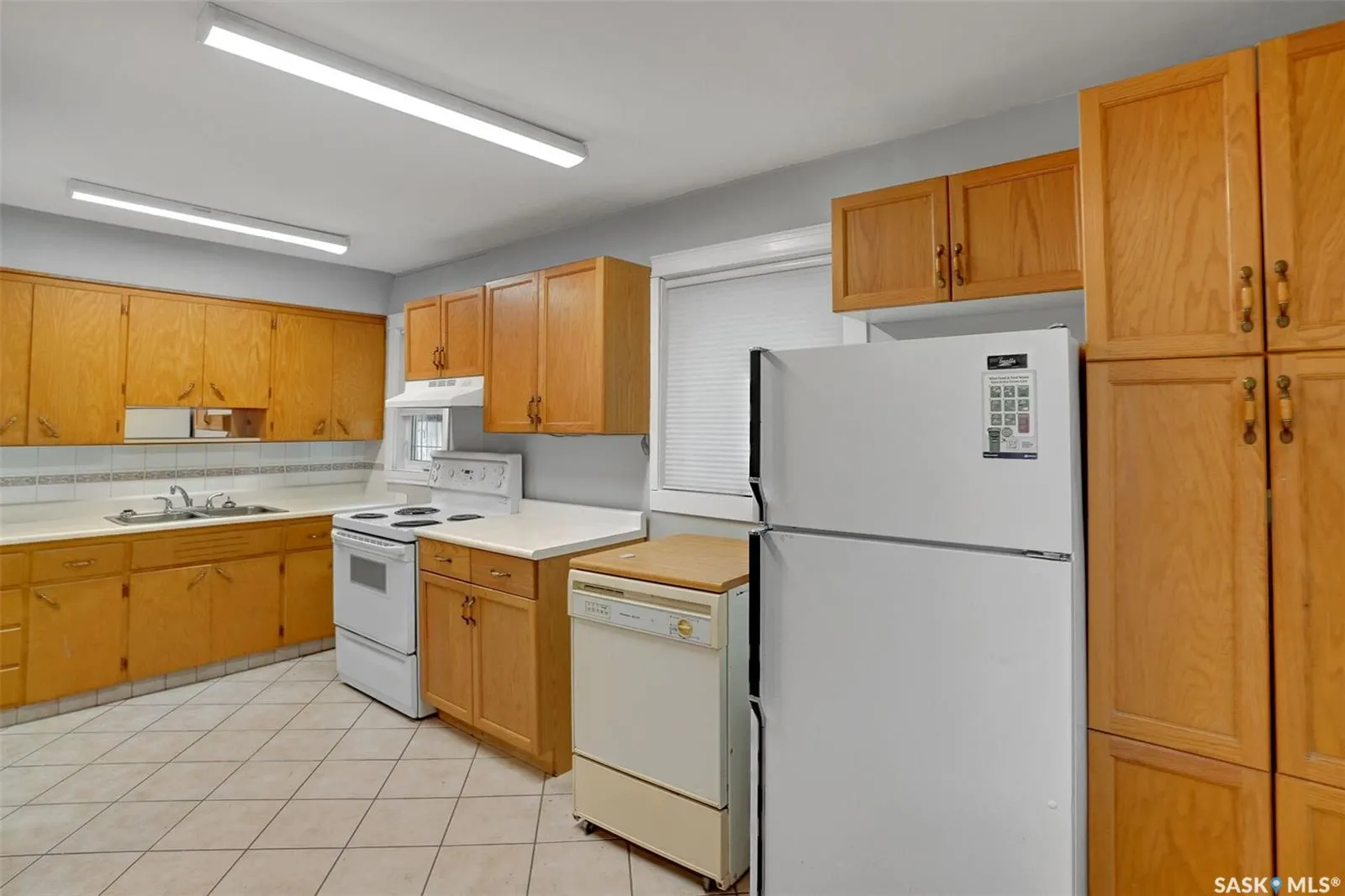 1143 Wascana STREET