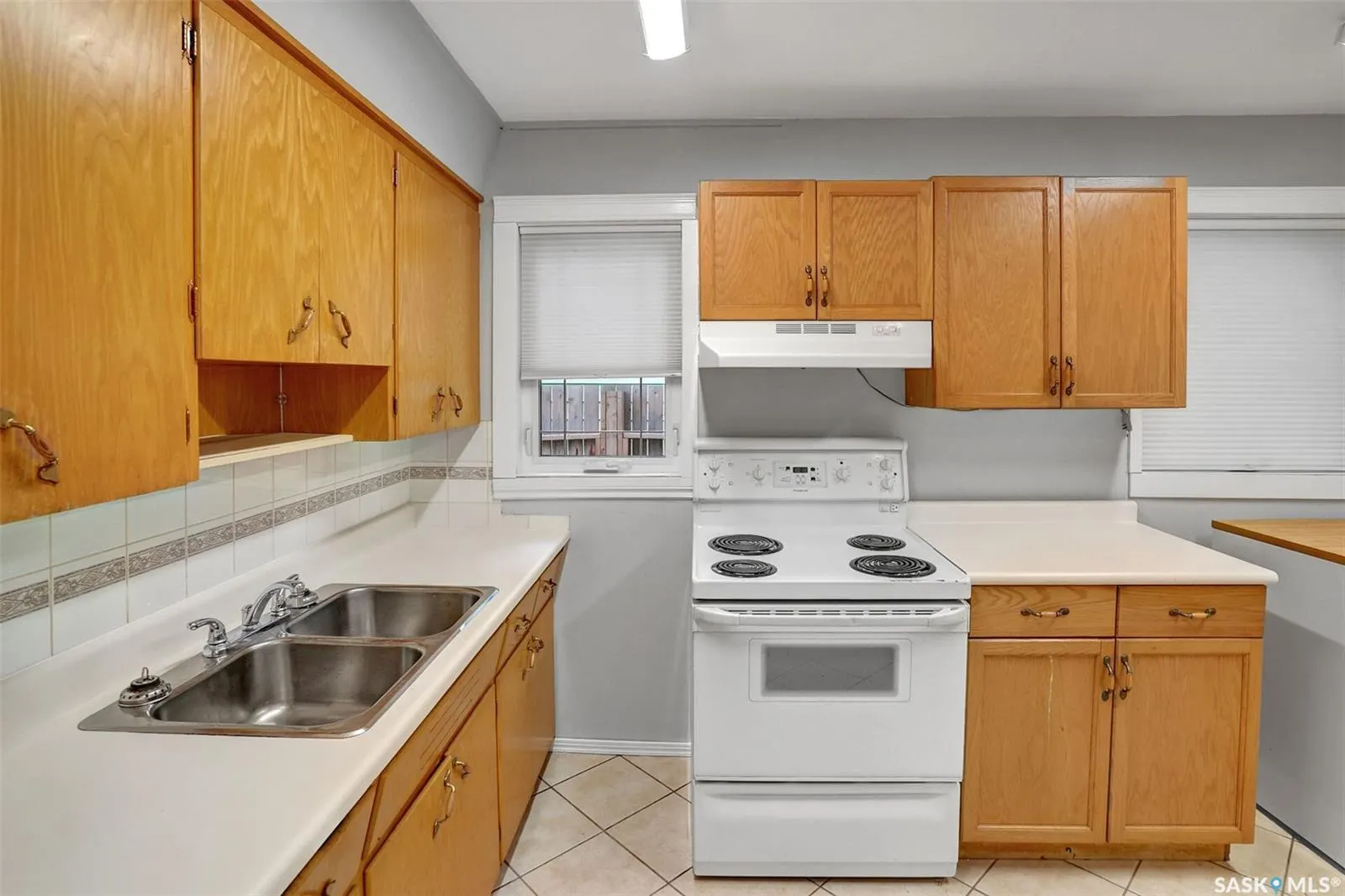 1143 Wascana STREET