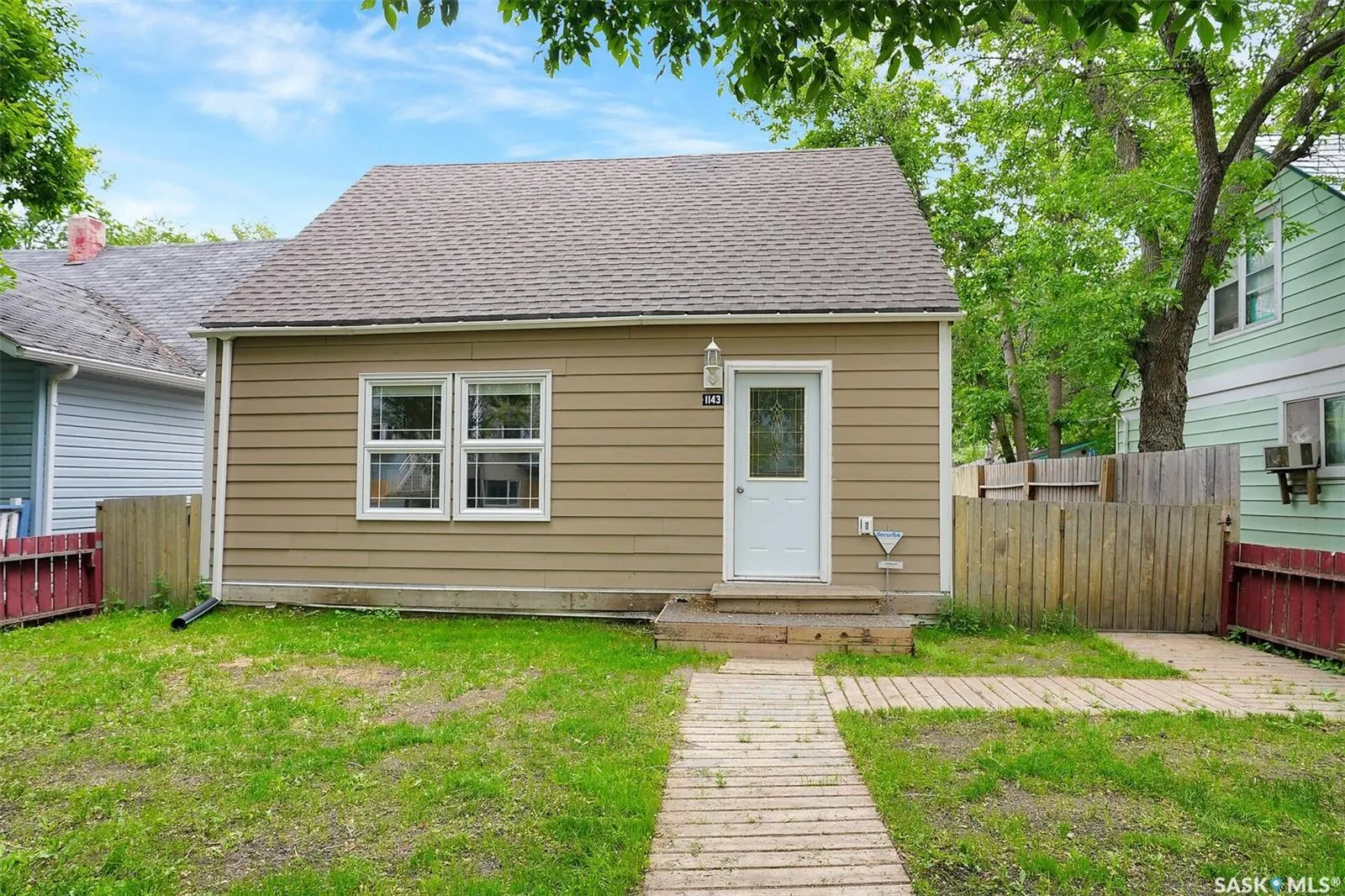 1143 Wascana STREET
