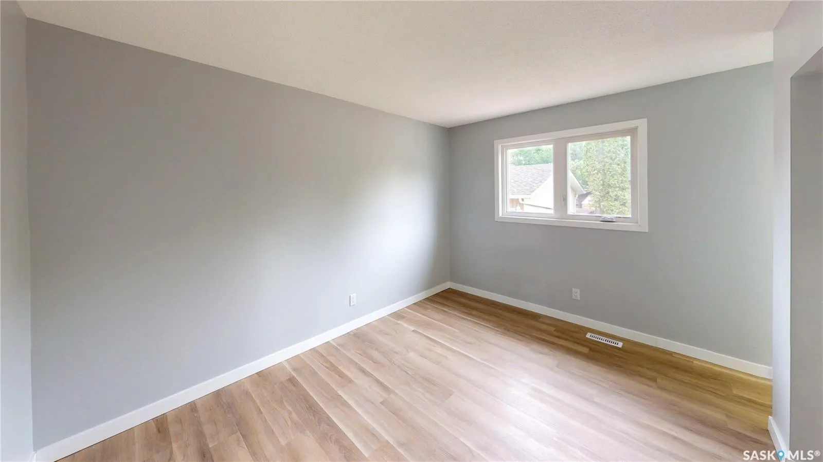 227 Hanley CRESCENT
