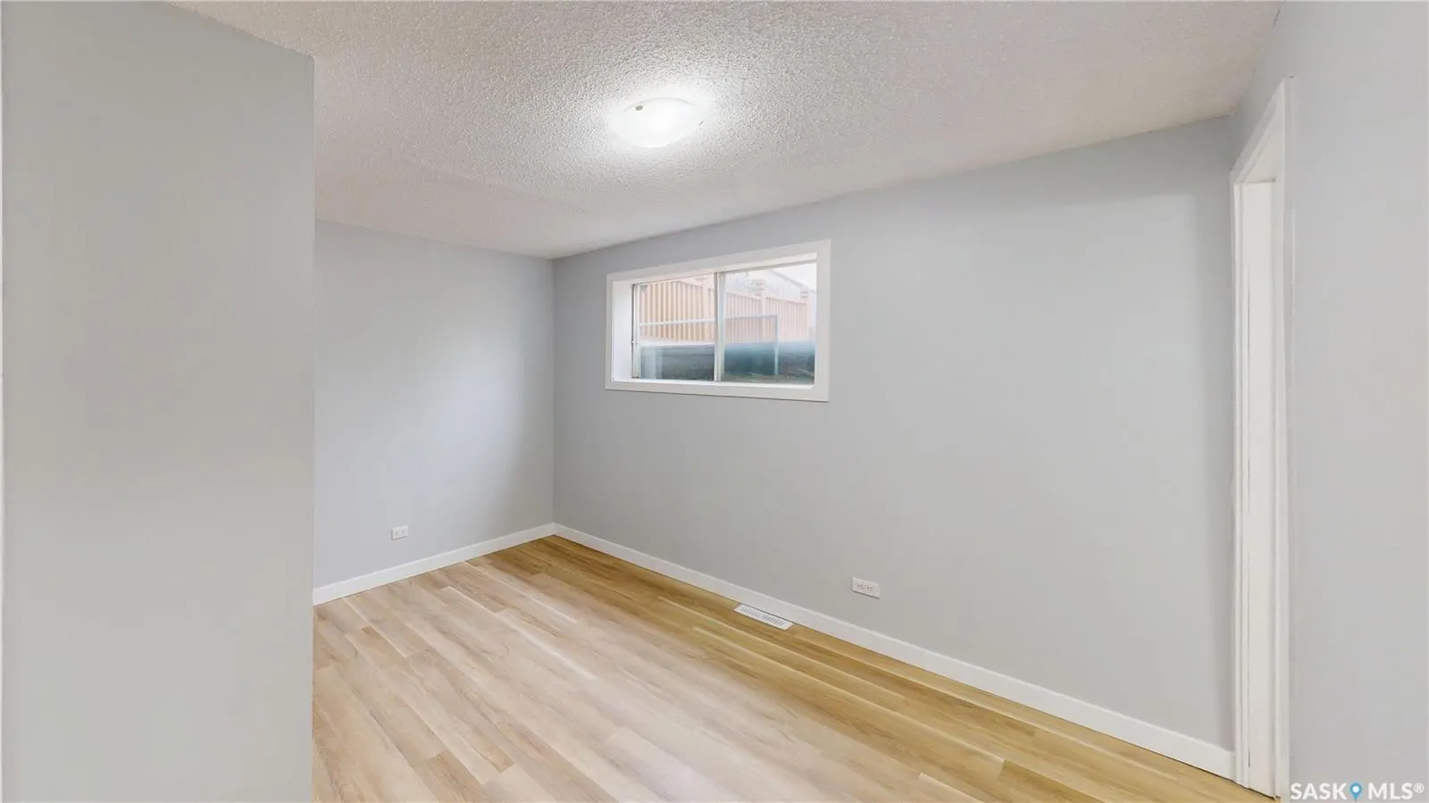 227 Hanley CRESCENT