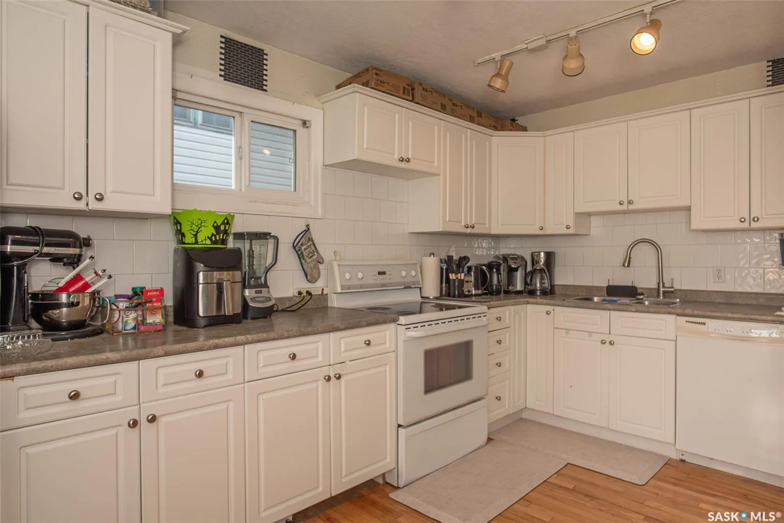 2261 wascana STREET