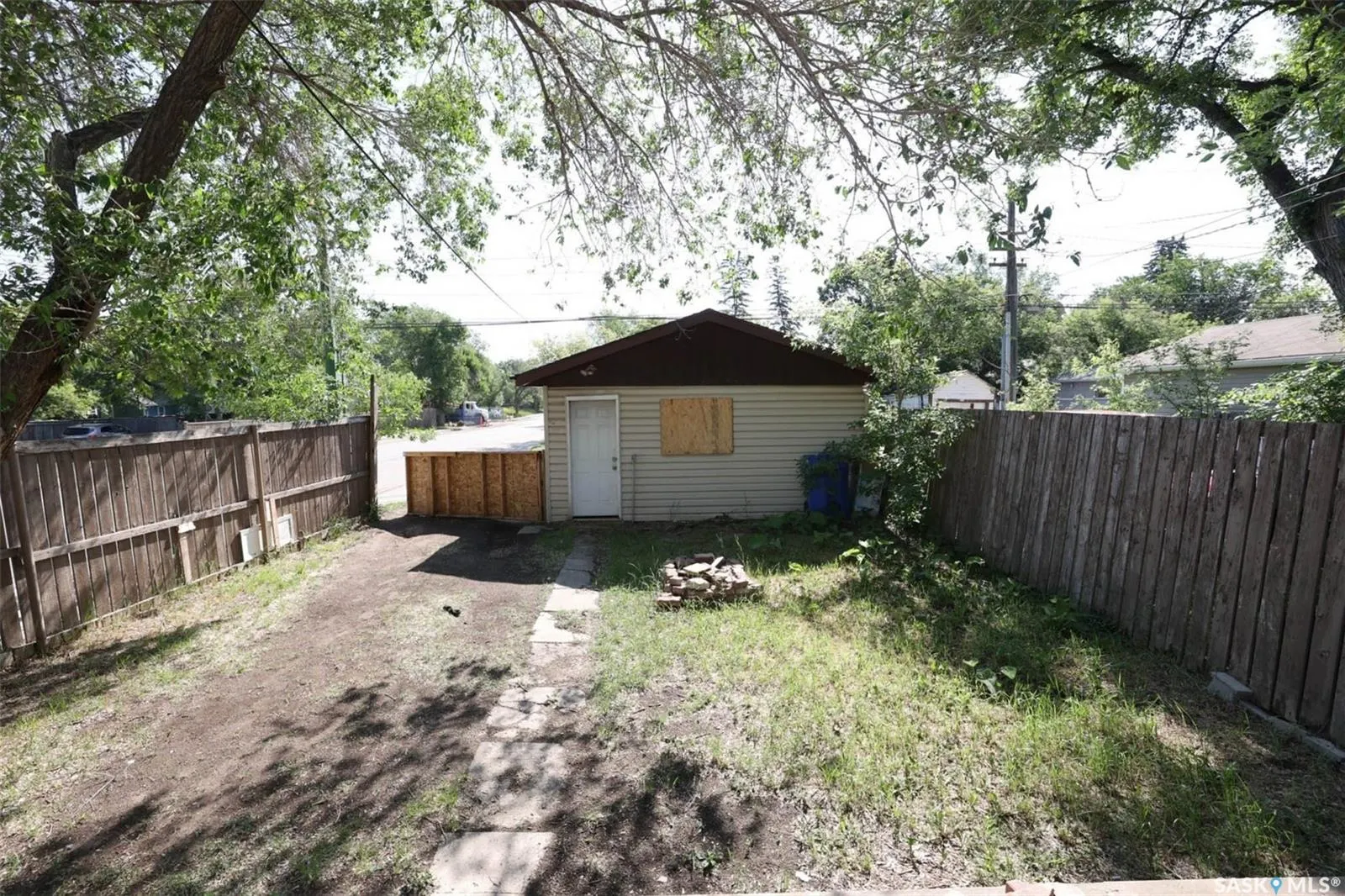 1001 Robinson STREET