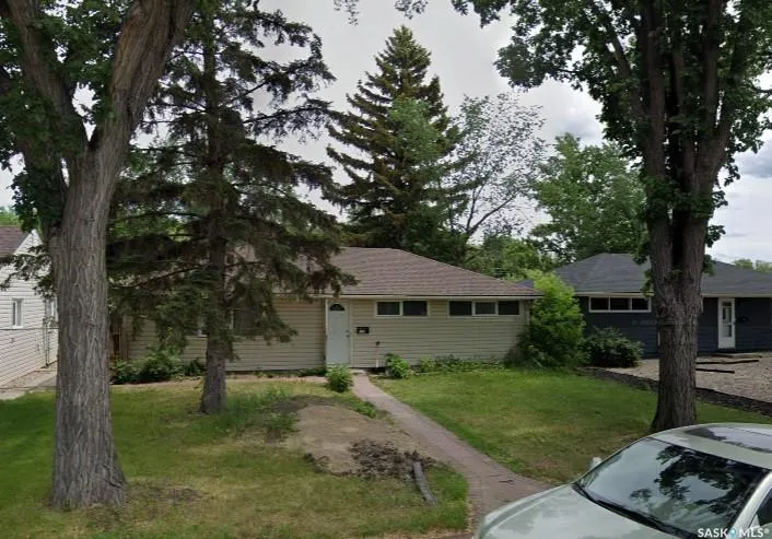 103 Robinson CRESCENT