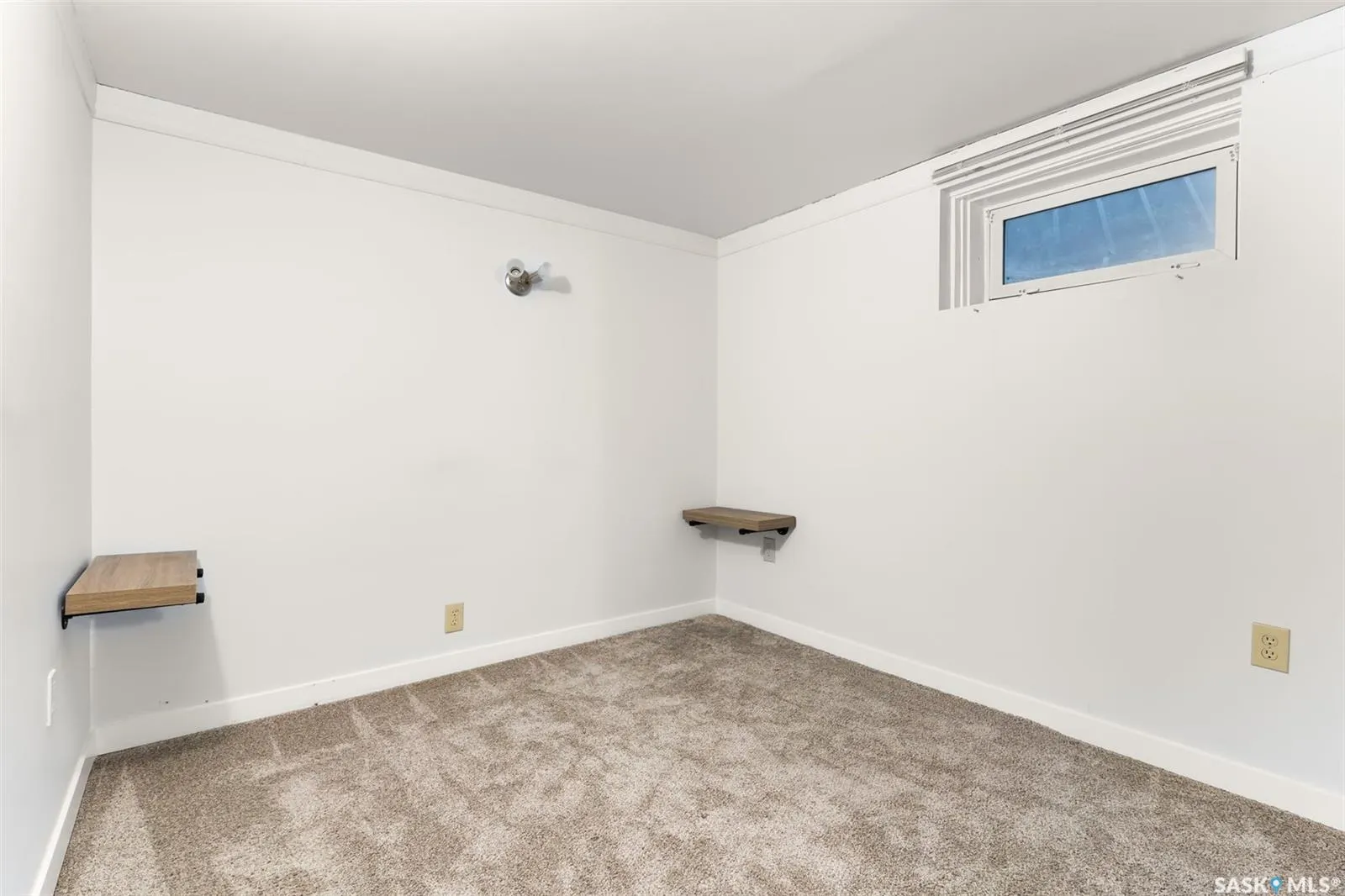 623 BROADWAY AVENUE E
