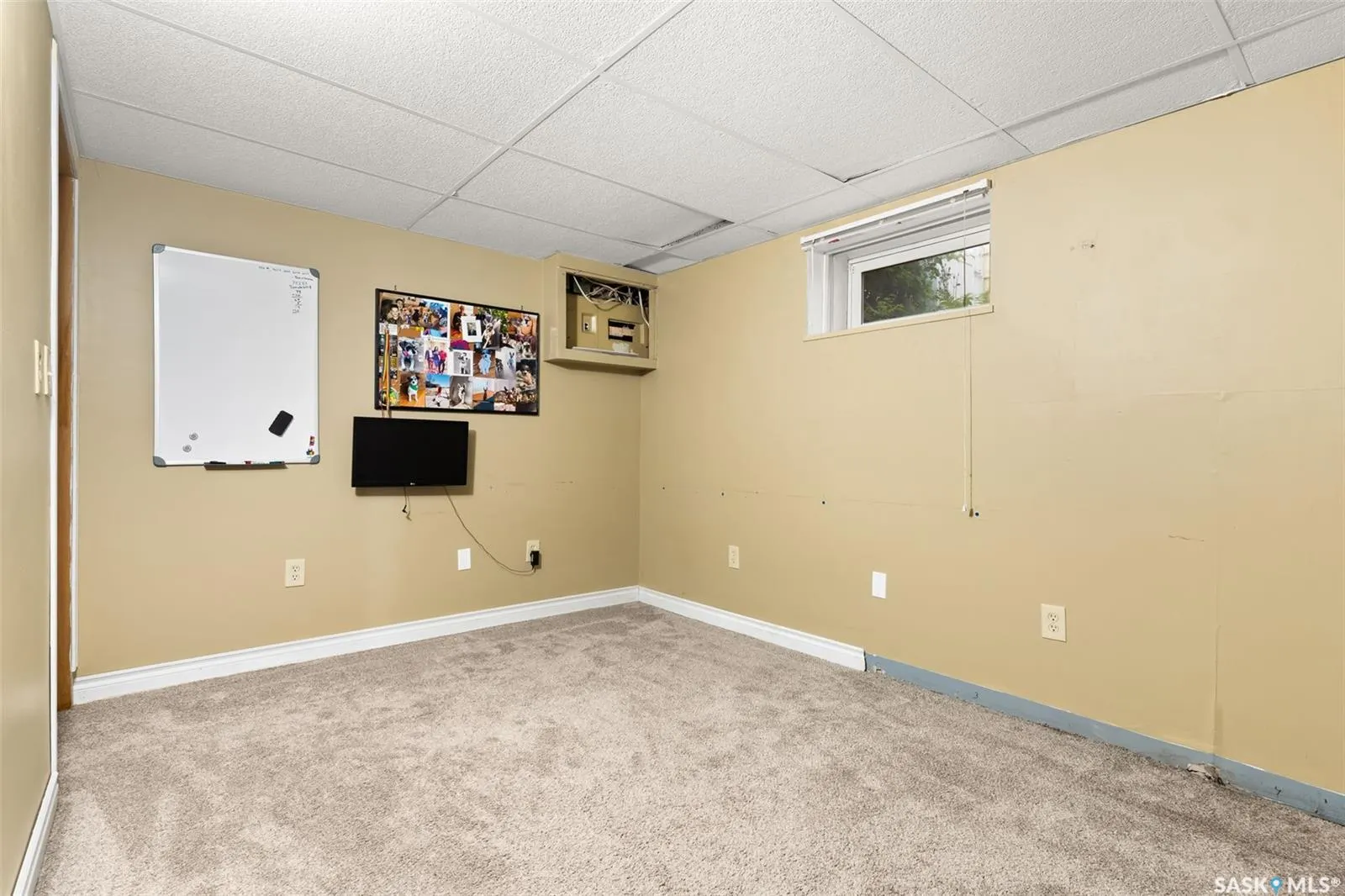 623 BROADWAY AVENUE E