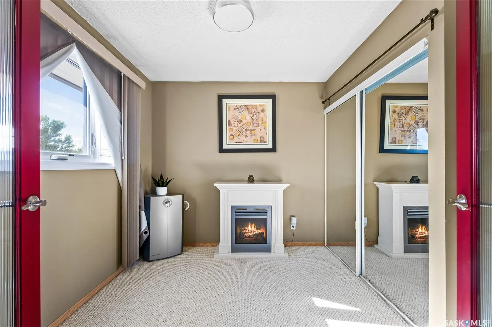 6 Aster CRESCENT