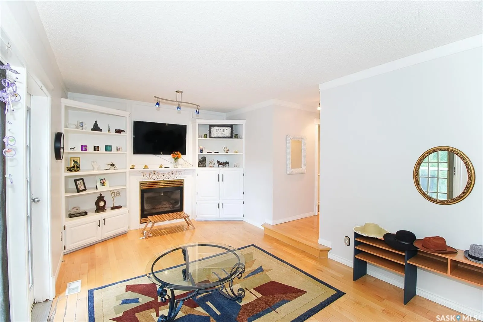 10 Meadow BAY