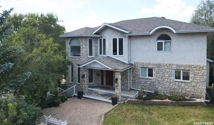 10 Meadow BAY