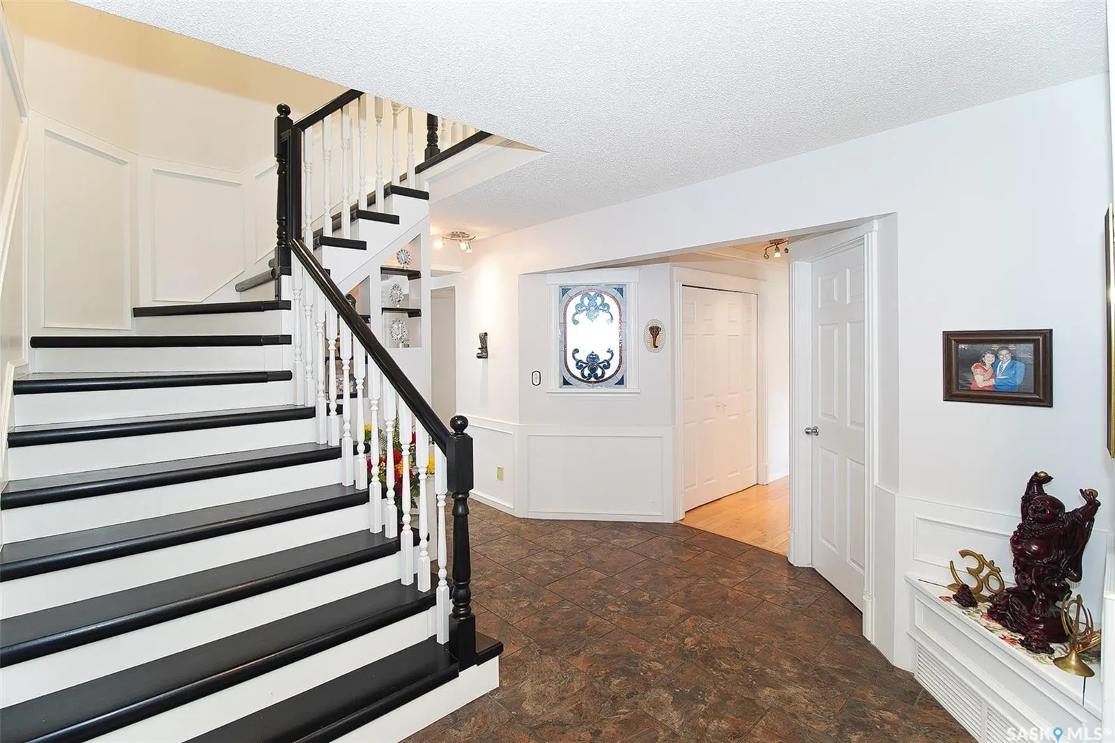 10 Meadow BAY