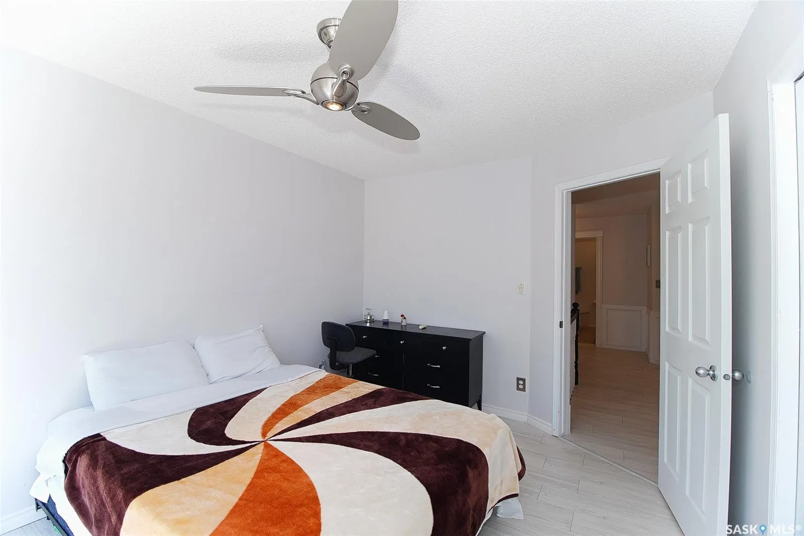 10 Meadow BAY